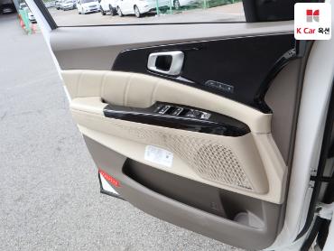 2022 - kia carnival