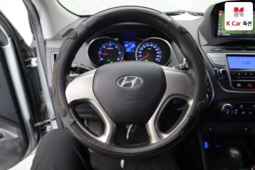 2012 - hyundai tucson