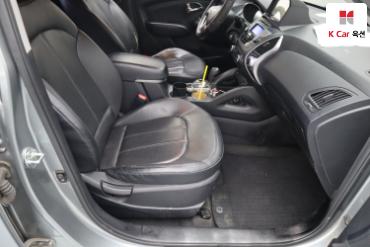 2012 - hyundai tucson