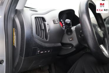 2012 - kia sportage