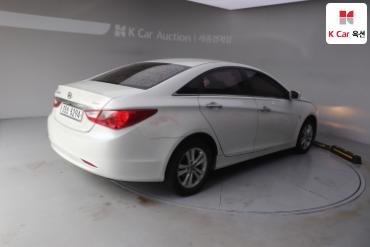 2011 - hyundai sonata