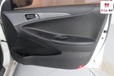 2011 - hyundai sonata