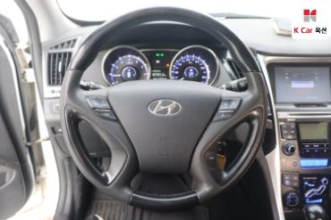 2011 - hyundai sonata