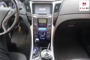 2011 - hyundai sonata