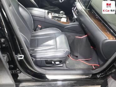 2019 - kia k9