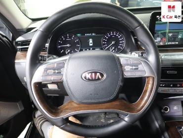 2019 - kia k9