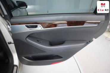2016 - hyundai g330