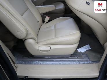 2016 - kia carnival