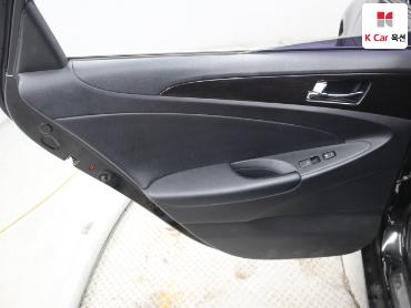 2012 - hyundai sonata
