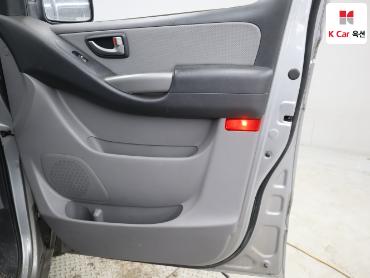 2017 - hyundai grand starex