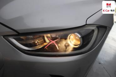 2018 - hyundai avante