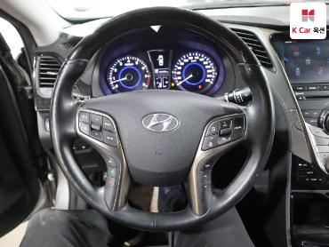 2012 - hyundai grandeur
