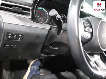 2023 - kia k5
