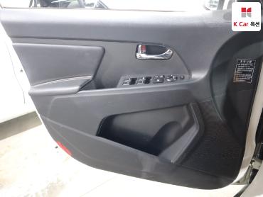 2012 - kia sportage