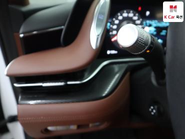 2023 - genesis g90