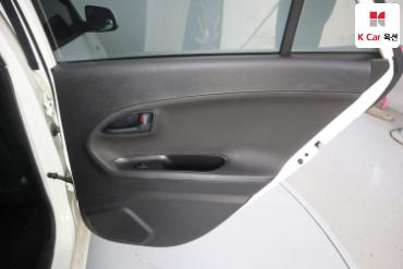 2012 - kia morning