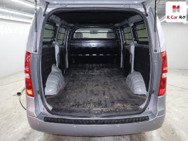 2021 - hyundai grand starex