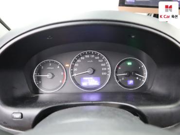2021 - hyundai grand starex