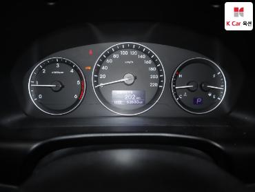 2021 - hyundai grand starex