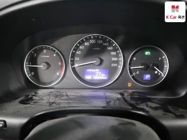 2021 - hyundai grand starex