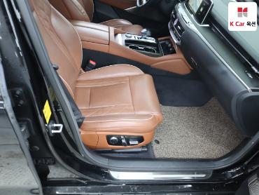 2020 - kia k9
