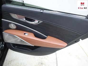 2020 - kia k9