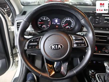 2022 - kia seltos