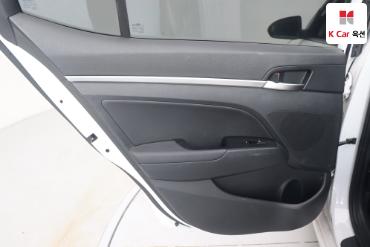 2019 - hyundai avante
