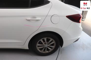 2019 - hyundai avante