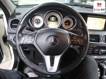 2012 - mercedes-benz c200