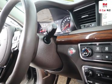 2017 - kia k7