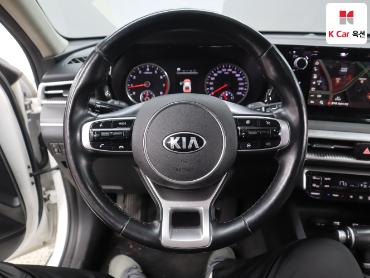 2020 - kia k5
