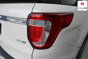 2018 - ford explorer