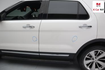 2018 - ford explorer