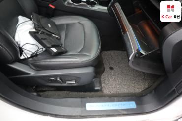 2018 - ford explorer