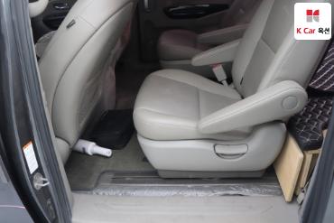 2017 - kia carnival