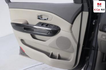 2017 - kia carnival