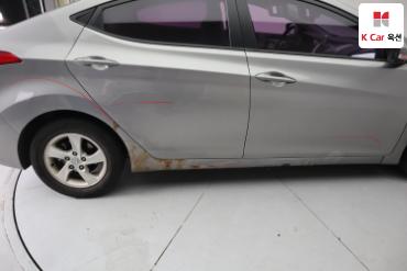 2011 - hyundai avante