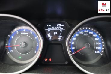 2011 - hyundai avante