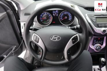 2011 - hyundai avante