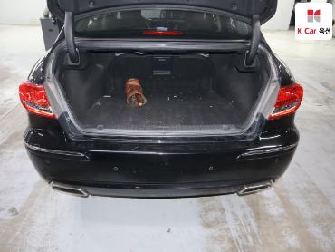 2011 - hyundai grandeur