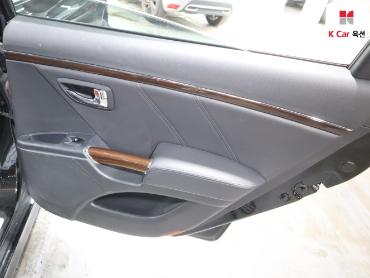 2011 - hyundai grandeur