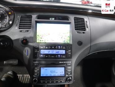2011 - hyundai grandeur