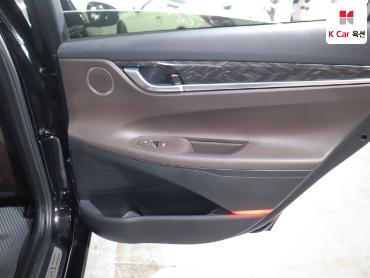 2018 - hyundai grandeur