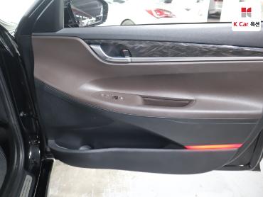 2018 - hyundai grandeur