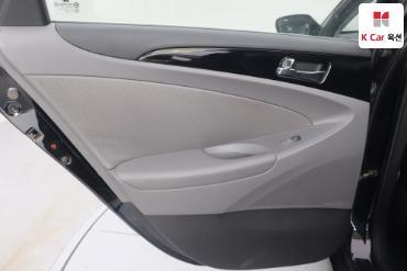2010 - hyundai sonata