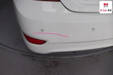 2011 - hyundai accent
