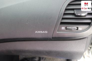 2011 - hyundai accent