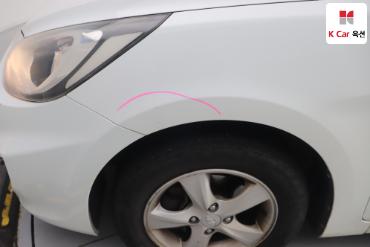 2011 - hyundai accent