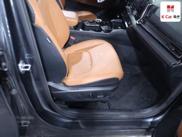 2023 - kia sportage